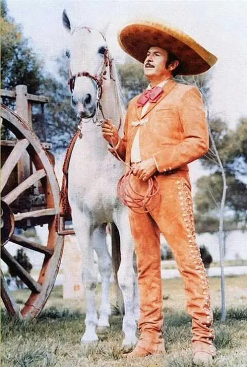Antonio Aguilar y su rancho en la CDMX