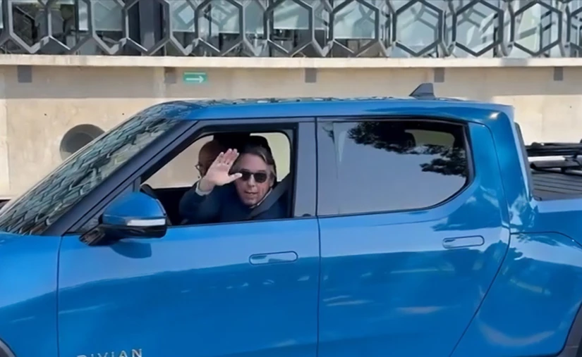 Así es la camioneta de lujo en la que Azcárraga se mostró recientemente.