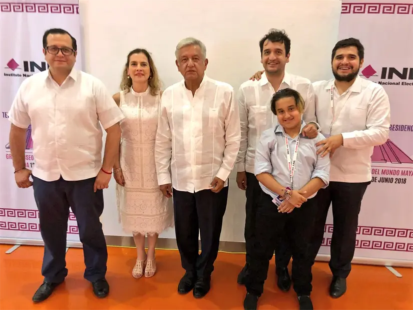 AMLO es padre de cuatro hijos. Foto: Cortesía