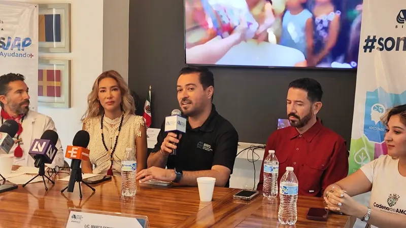 Guillermo Hernández añadió que buscan duplicar la cantidad de juguetes entregados este año.