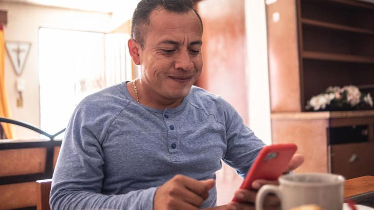 Alerta en México revisa si usan tu identidad así puedes descubrir números registrados con tu CURP