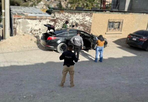 Aseguran vehículos ligados a privación de la libertad en Juárez