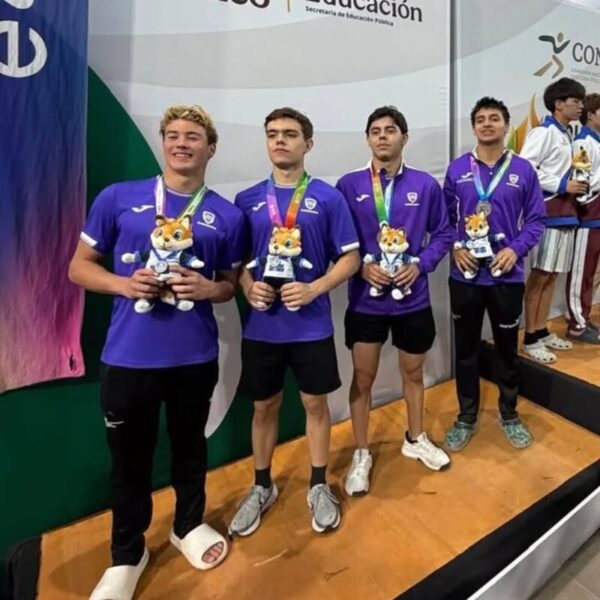 Ian Santarriaga se queda con tres platas en la Olimpiada Nacional de Natación