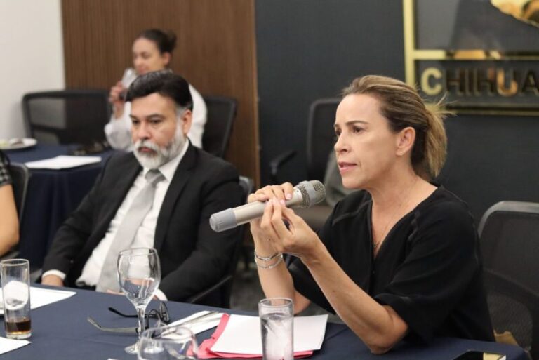 Presenta Manque Granados trabajo legislativo