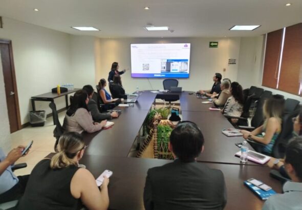 Capacitan a enlaces de transparencia del Ejecutivo