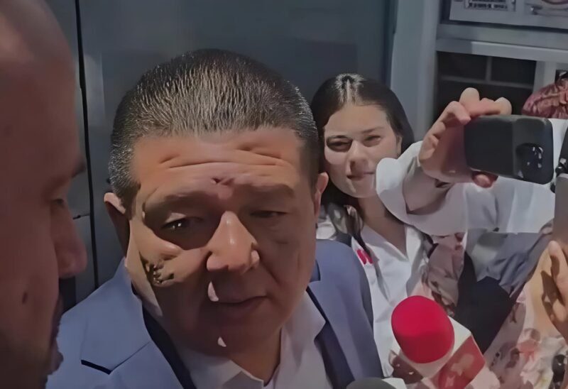 Comparece César Jáuregui ante la FGR por caso de Javier Corral