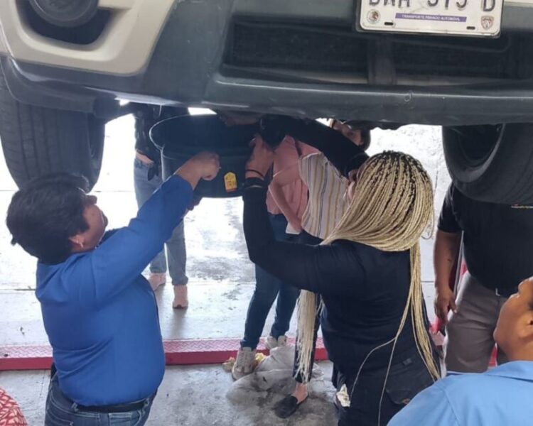 Concluyen mujeres de CEJUM taller de mecánica