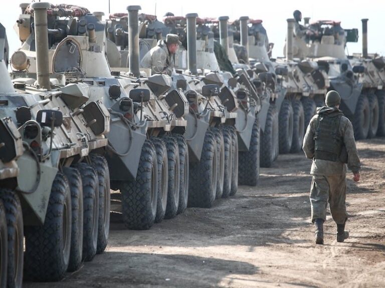 Crece la tensión entre Rusia y la OTAN tras nuevos movimientos militares en Europa del Este