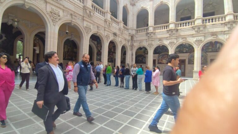 Desalojan 6,500 personas en simulacro de sismo
