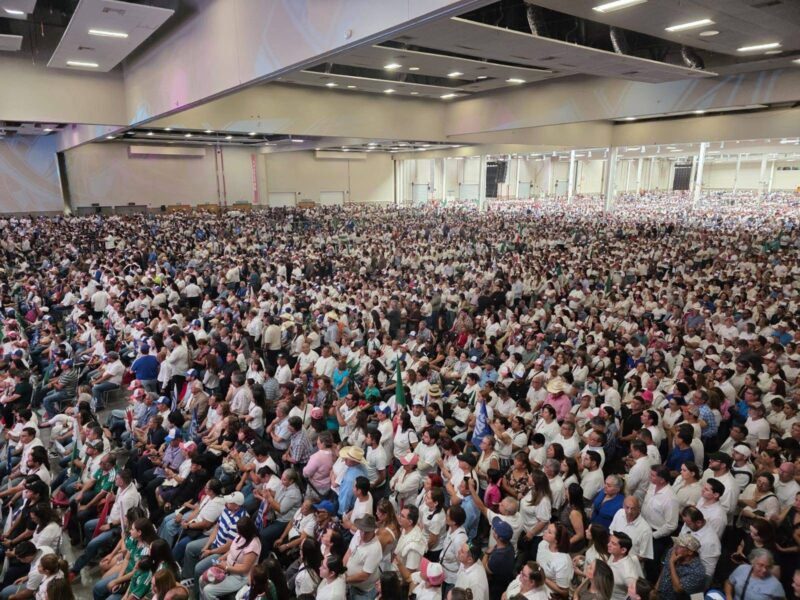 Entre 11 mil y 12 mil asistentes abarrotaron Expo Chihuahua en respaldo a Maru Campos