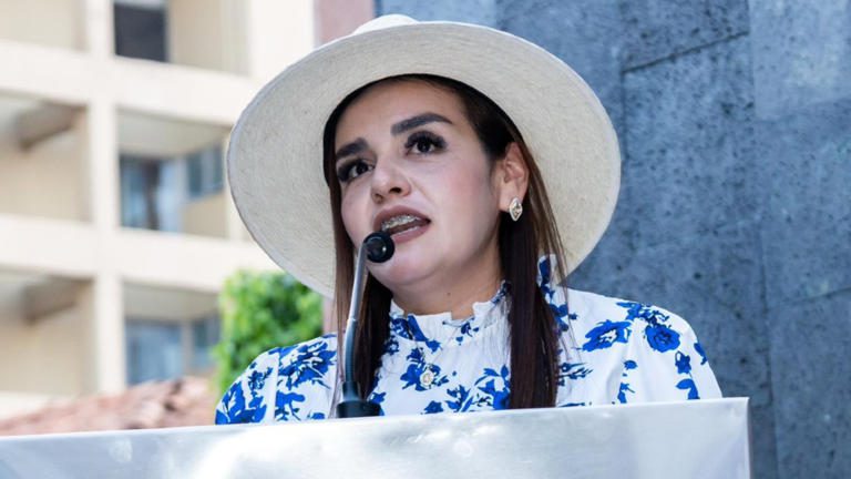 Escala la polémica en Michoacán por el celular clave en el caso Manzo
