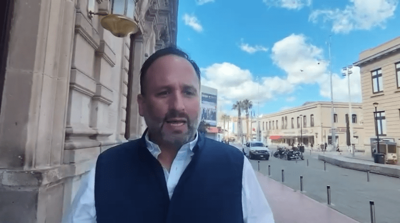Extradición de Rocha Mora debe tiene argumentos políticos: De la Peña