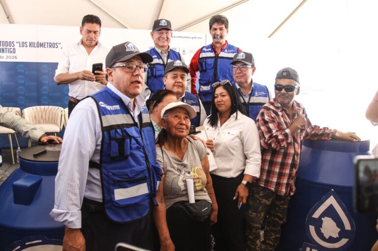 Inician JCAS y JMAS Juárez programa “Agua para Todos, la Junta Contigo” en la zona de Los Kilómetros