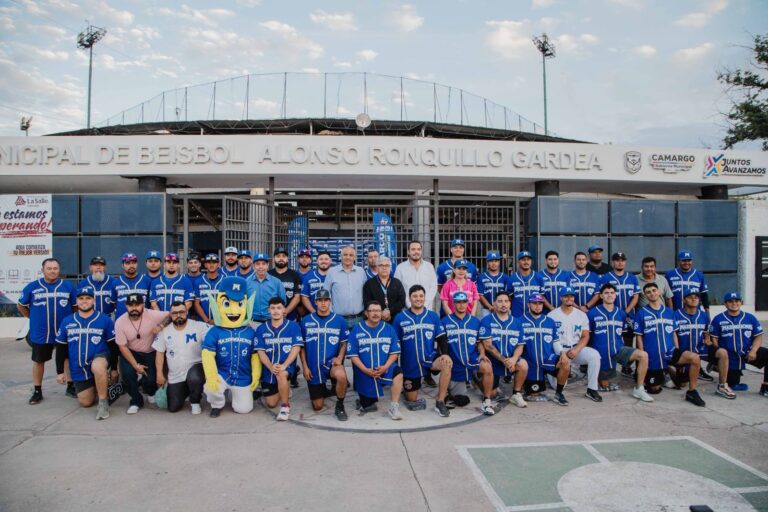Jorge Aldana refrenda su apoyo a Mazorqueros de Camargo en el arranque del Campeonato Estatal de Béisbol