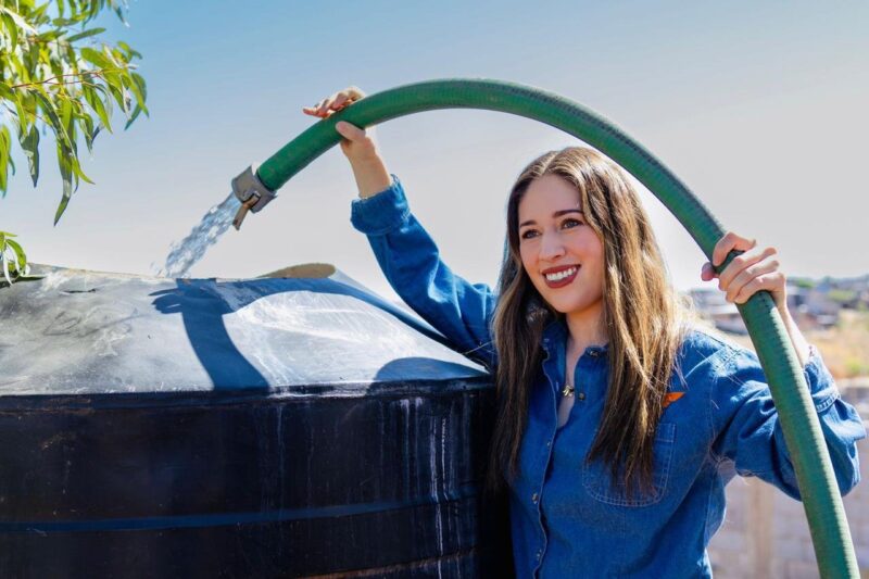 Llega agua gratuita a Ranchito la Esmeralda tras años de pagar pipas