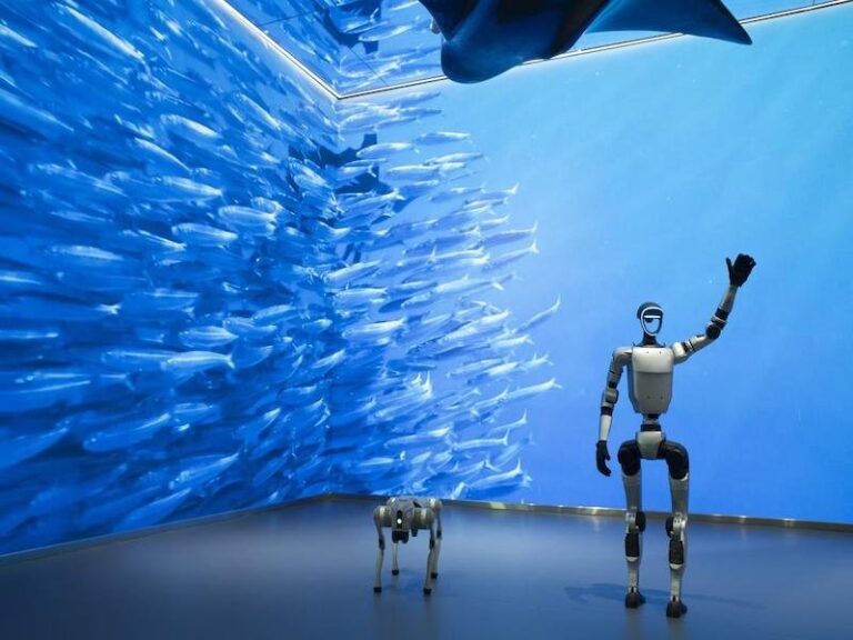 Los Robots Humanoides Salen de los Laboratorios y Llegan a la Industria