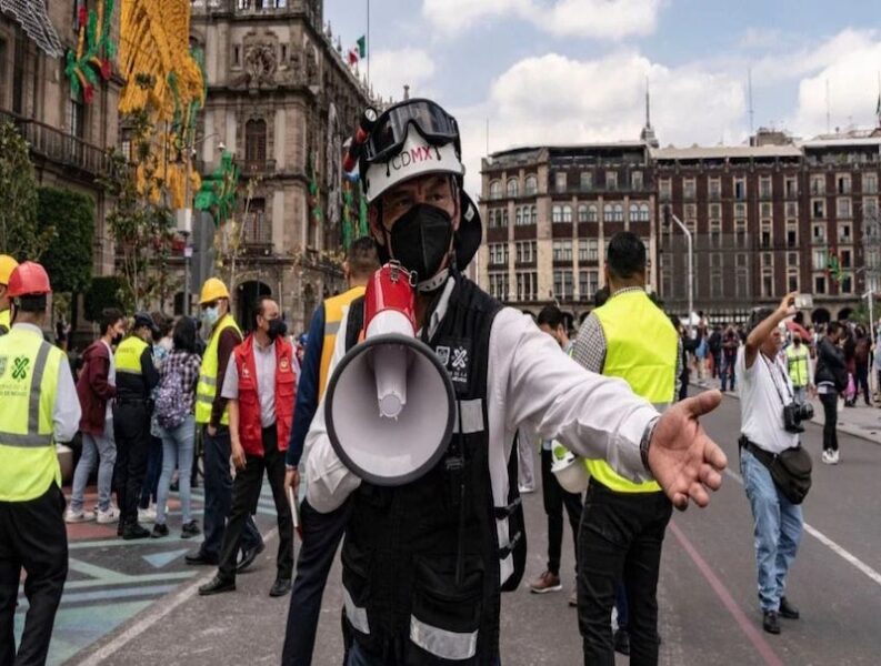 México realiza simulacro nacional mientras crecen preocupaciones de seguridad