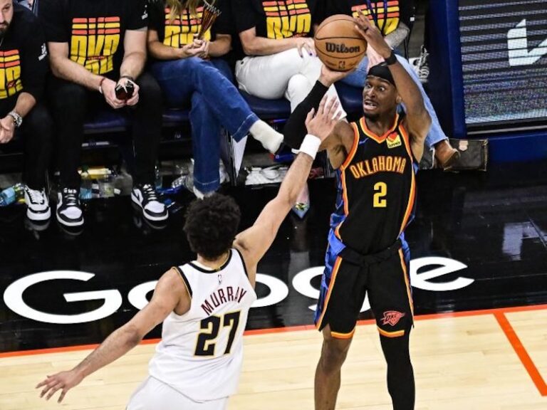 Oklahoma City Thunder golpea primero y deja contra las cuerdas a Denver