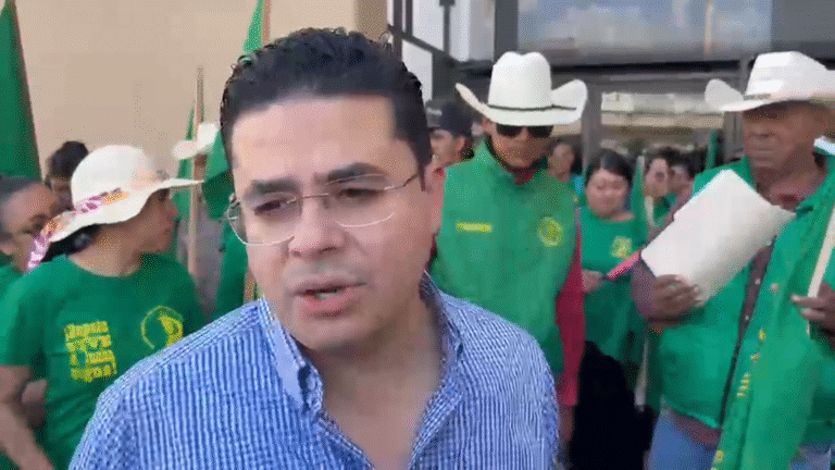 Reabren Héroes de Revolución tras acuerdo con manifestantes