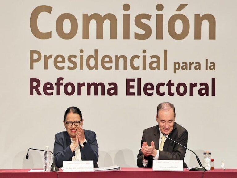 Reforma electoral provoca fuerte debate político en el Congreso mexicano