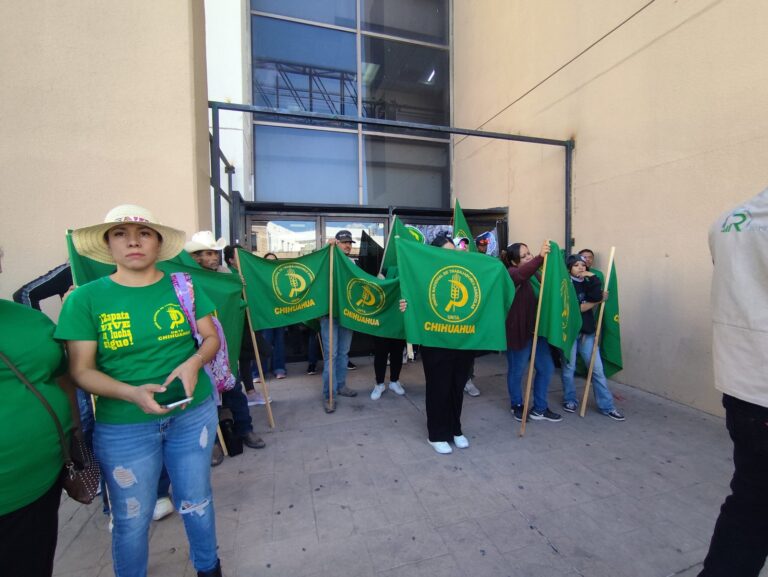 UNTA bloquea edificio Héroes de la Revolución