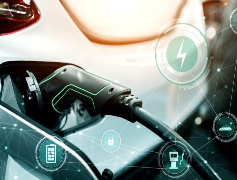 Vehículos eléctricos y baterías inteligentes transforman la industria automotriz