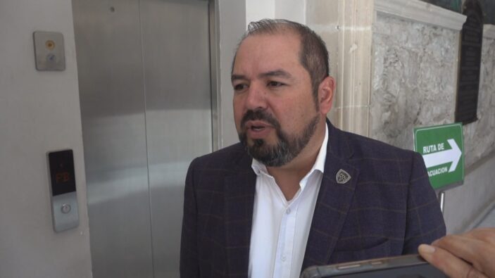 Gusano barrenador no está cerca de Chihuahua: Mauro Parada