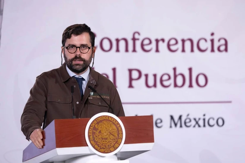 Alejandro Svarch Pérez, director general del IMSS Bienestar