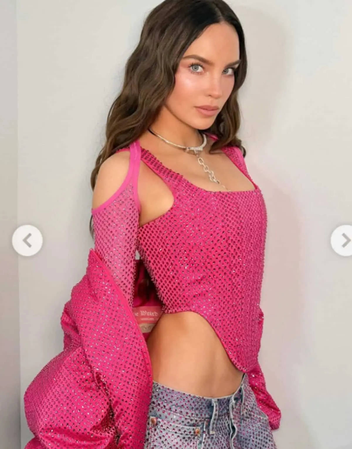El look de Belinda en el Mundial 2026 se vuelve viral
