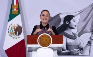 Sheinbaum anuncia cambios en salud: enfermeras podrán recetar medicamentos desde agosto