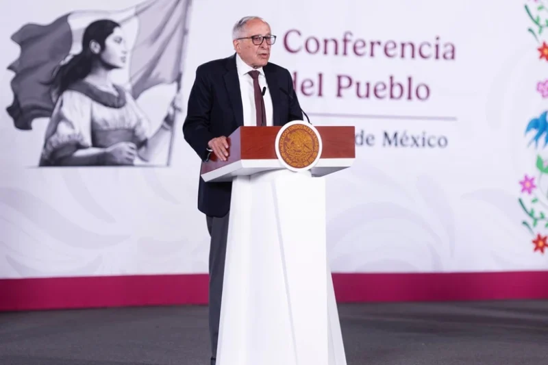 Sheinbaum anuncia expediente clínico electrónico universal para todo el sistema de salud