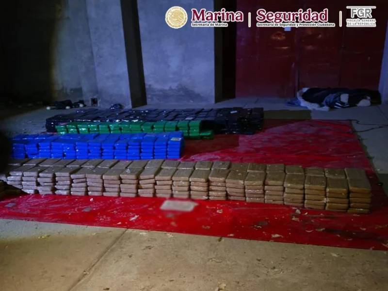 Marina y autoridades federales aseguran más de tres toneladas de cocaína en Tlaxcala y Guerrero; hay cinco detenidos