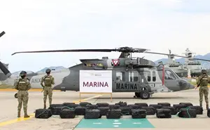 Patrullaban frente a Guerrero cuando encontraron 29 bultos; el hallazgo representó un golpe de 283 millones al narcotráfico