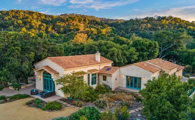 Así es la residencia que Eiza González compró en Ojai, California, en 2022.