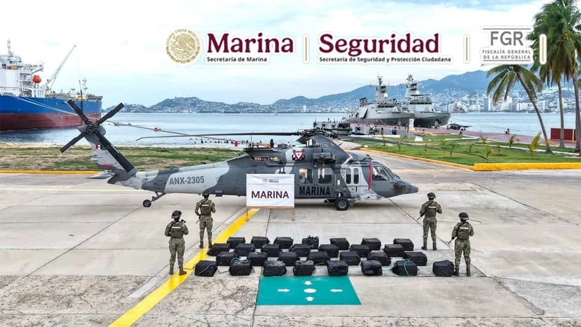 El hallazgo ocurrió frente a Guerrero Marina asegura más de una tonelada de presunta cocaína