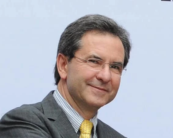 Sheinbaum propone a Esteban Moctezuma como embajador de México ante la Unión Europea