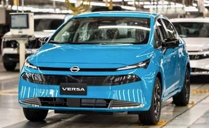 El Nissan Versa 2026 baja su precio en más de 50 mil pesos