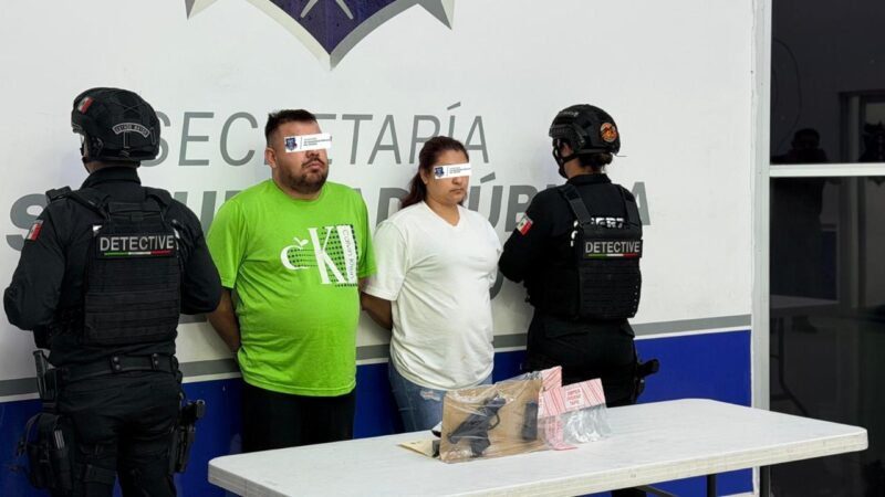 Detienen a pareja con arma, droga y vehículo presuntamente relacionado con homicidio en Juárez
