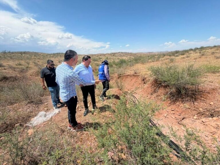 Clausuran tomas ilegales que robaban agua en El Fresno