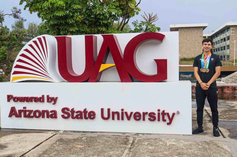 Alumno de la UAG Online destaca en ciclismo