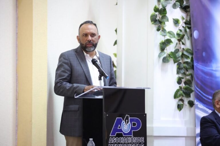 Asiste Secretario del Ayuntamiento a ceremonia de la APCJ