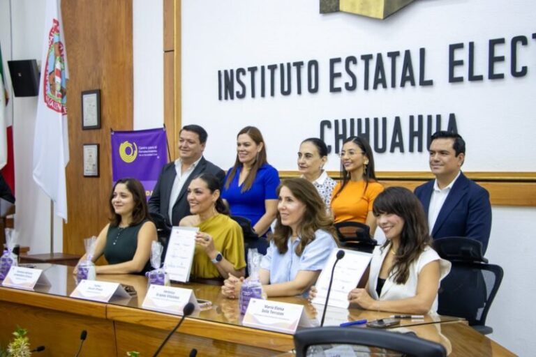 Firman IEE Chihuahua y CFOSC convenio para fortalecer la participación ciudadana y la formación cívica