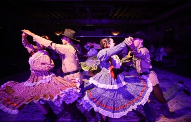 Danza folklórica llena de tradición con “Chihuahua nuestra herencia” en Juárez