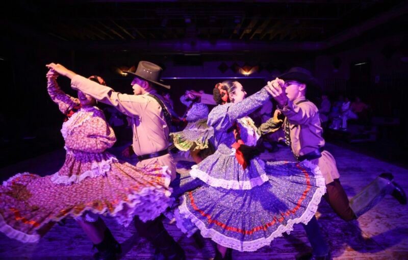 Danza folklórica llena de tradición con “Chihuahua nuestra herencia” en Juárez