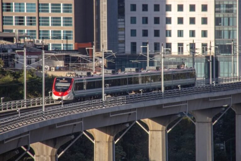 Rehabilita y recupera Gobierno de México trenes de pasajeros