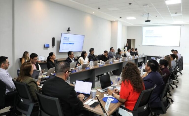 Chihuahua y Guanajuato intercambian estrategias de apoyo a pequeñas empresas