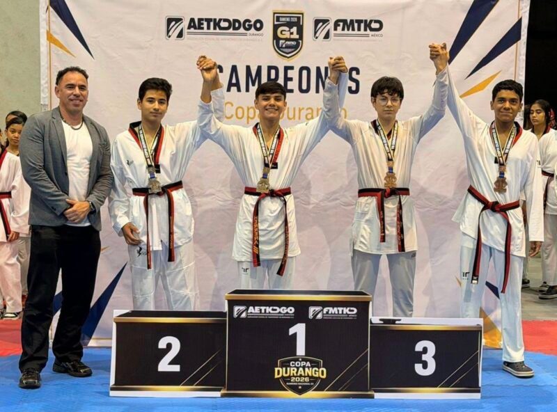 Cosechan chihuahuenses medallas en la Copa Durango de Taekwondo 2026