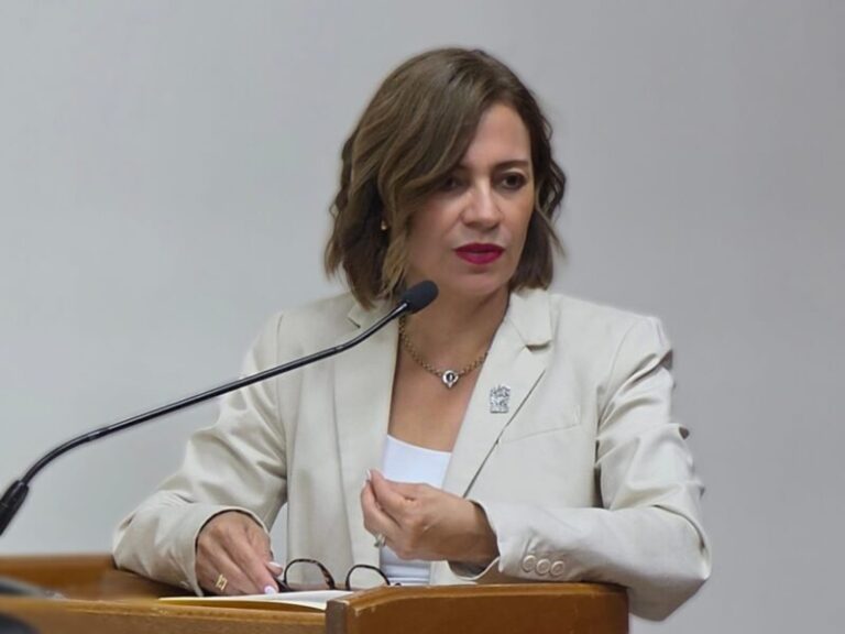 Duda Isela Martínez versión de Brighite sobre cancelación de visa