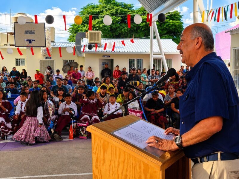 Encabeza SEyD ceremonia de fin de cursos en escuelas rarámuri y tzotzil