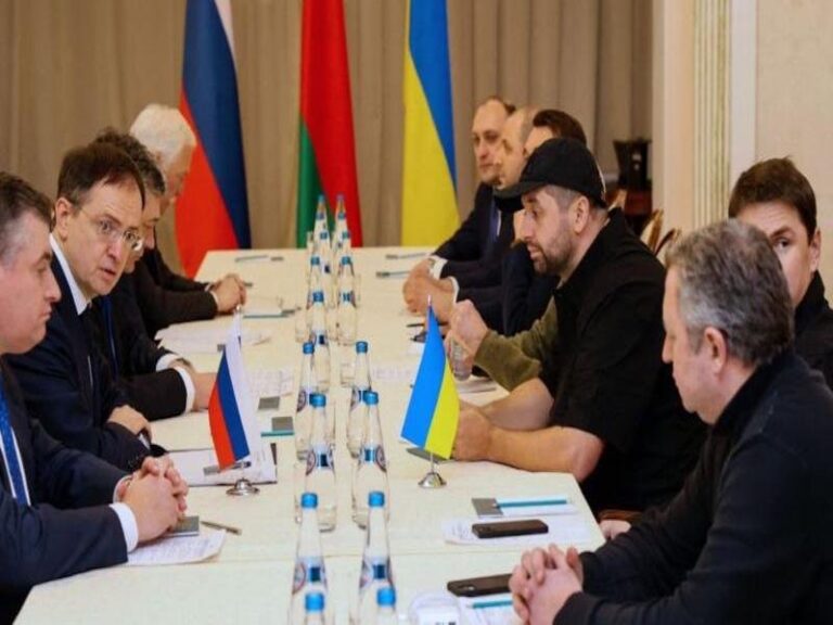 Europa impulsa negociaciones mientras la guerra entre Rusia y Ucrania entra en una nueva fase